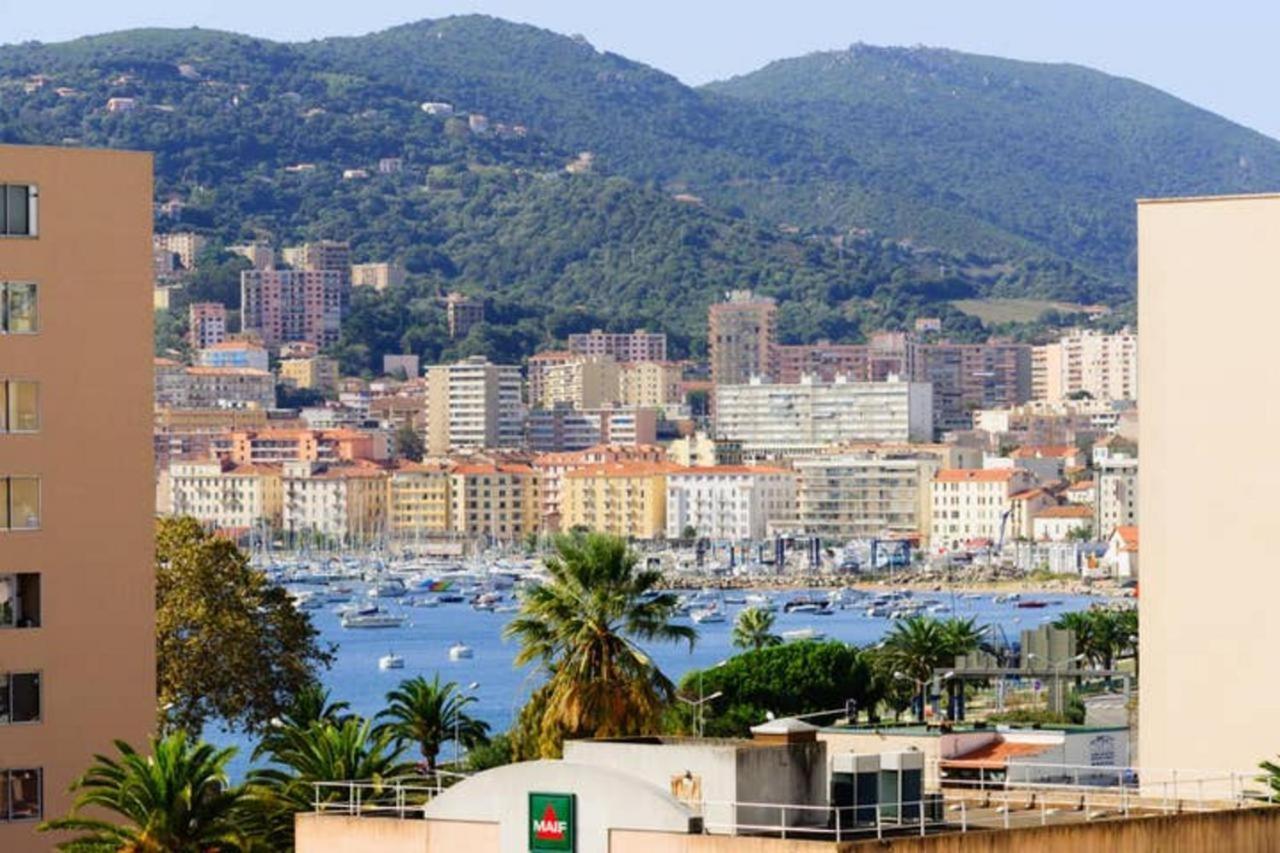 Bel Orizonte, Grand Appart 70M2 Vue Mer Ajaccio  Bagian luar foto